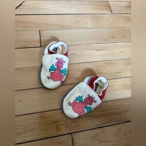 Inch Blue Welsh Dragon infant soft bottom shoes